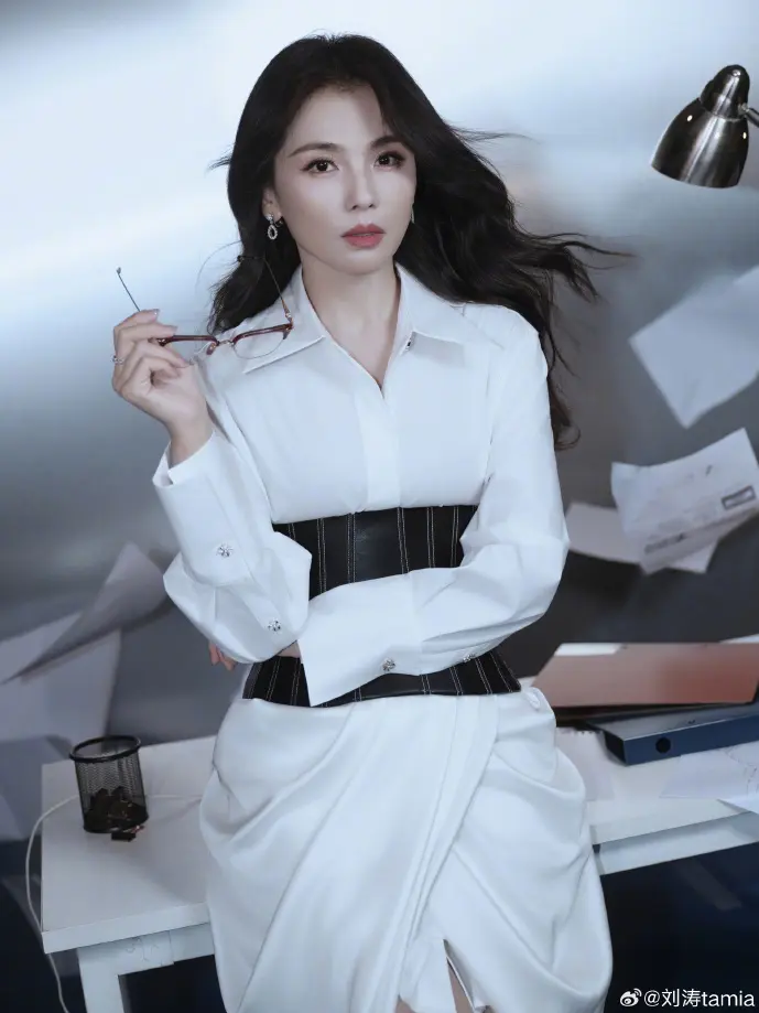 色漫画软件下载危害示意图